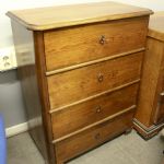 812 4151 CHEST OF DRAWERS